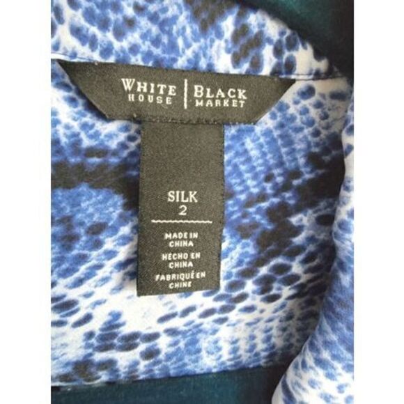 White House Black Market 2 Silk Blue Animal Print Blouse Size 2 Button Front - Picture 4 of 5